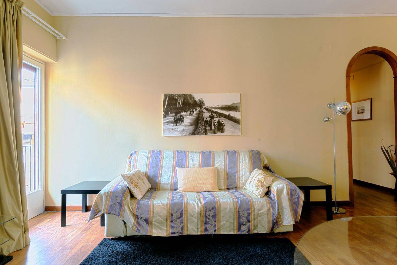 Entire apartment, Guesthost - Ponte Vecchio Elegant Dream in Florence city center, Florence