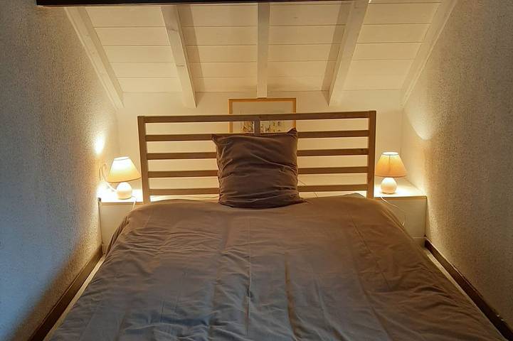 Gîte pour 8 personnes, avec piscine et balcon à Thollon-les-Mémises - 2