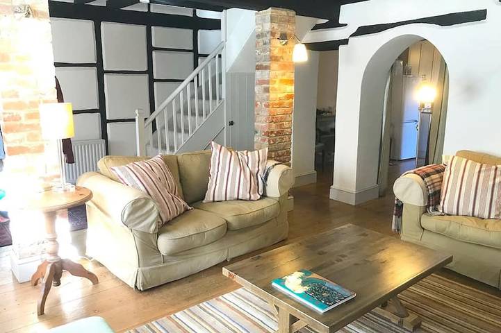 Holiday rental for 5 people, with garden in Dorset