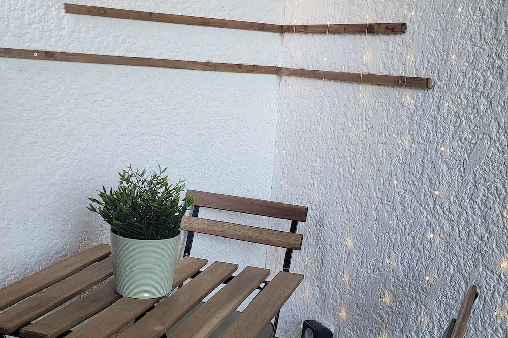Entire apartment, Studio Serenata in Sausset-les-Pins, Mediterranean Coast (France)