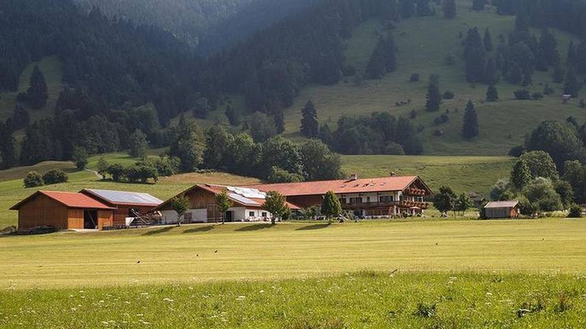 Bauernhof für 4 Personen, mit Balkon in Oberammergau