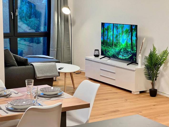 Ferienwohnung für 7 Personen, mit Balkon und Ausblick in Oedheim