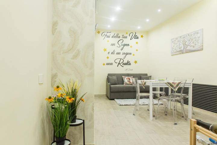 Casa vacanza per 5 persone, con piscina e idromassaggio a Catania