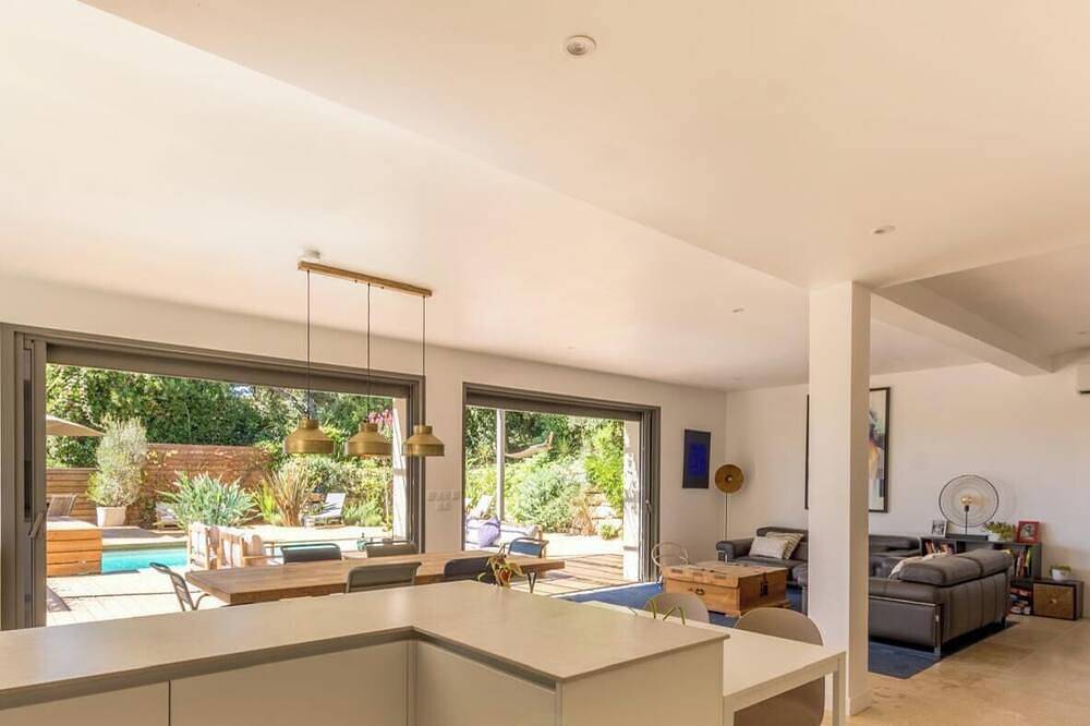 House in the heart of the village and 15 minutes from the sea and hinterland in Clapiers, Montpellier region