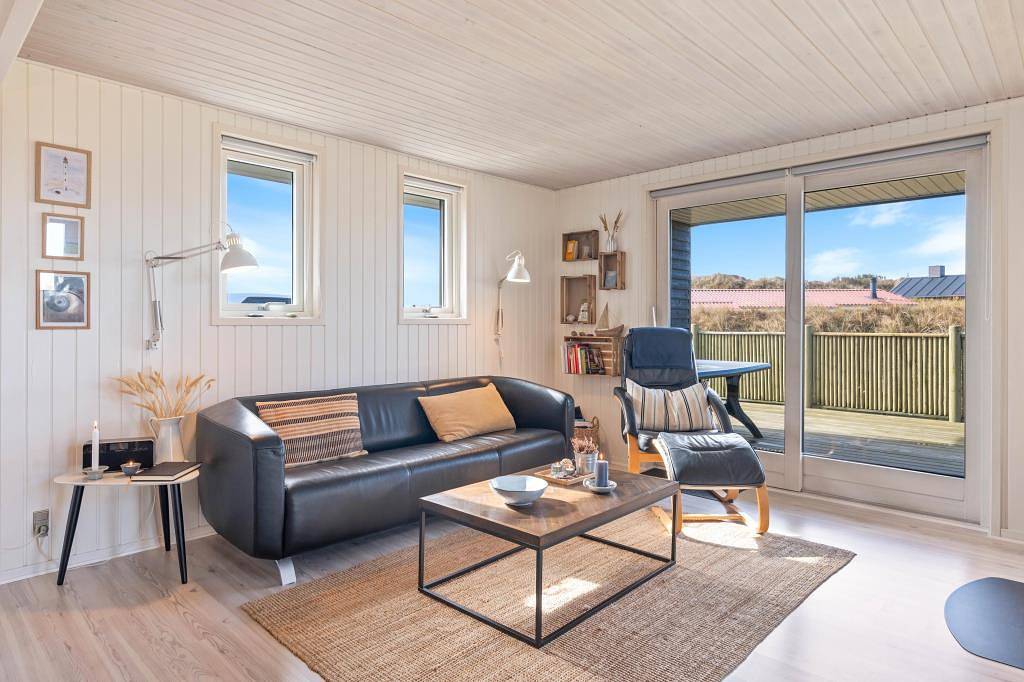 Familienfreundliches Ferienhaus mitten in den Dünen in Bjerregård, Holmsland Klit