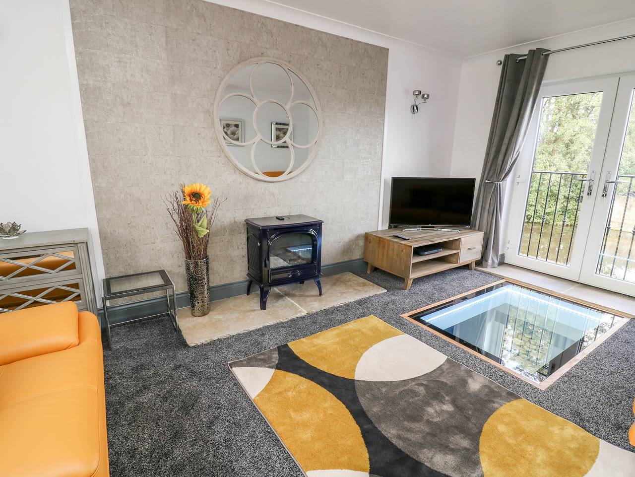 Lock View - Nordic Spa in Gargrave, Yorkshire Dales National Park