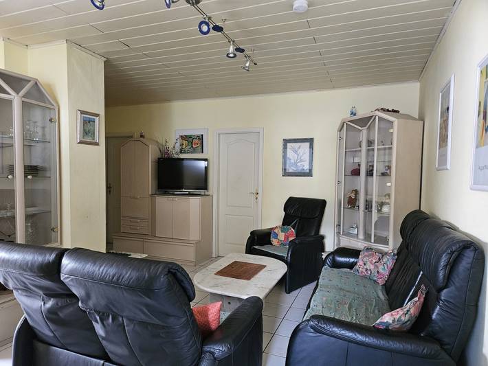 Apartamento vacacional entero, Apartamento de vacaciones para 6 personas con jardín in Usingen, Hochtaunuskreis