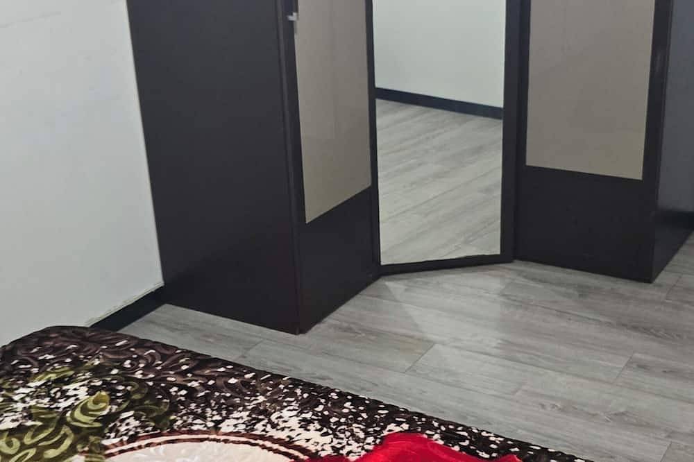 Appartement entier, Chambre chez l'habitant 10 mn Paris in Gennevilliers, Hauts-de-Seine
