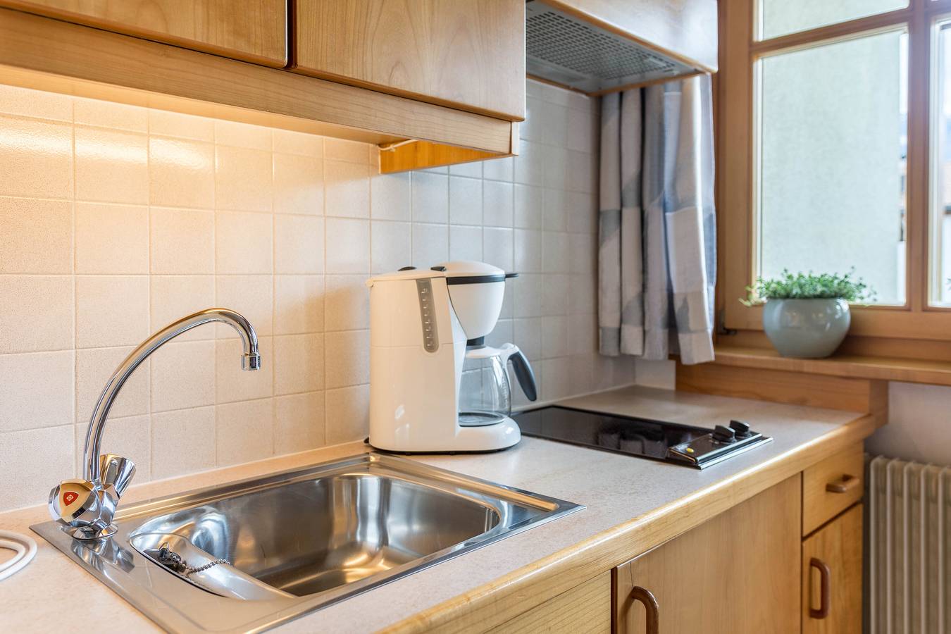 Ganzes Studio, Studio 'Taufner Apartment A 105' mit Bergblick, Garten & Wlan in Partschins, Texelgruppe