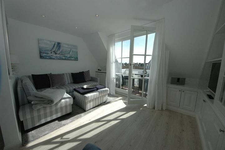 Ferienwohnung für 2 Personen, mit Balkon in Wenningstedt - 2