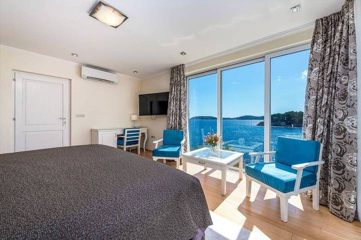 Villa Key private sea access and great views of the Adriatic sea in Zaton, Grad Dubrovnik