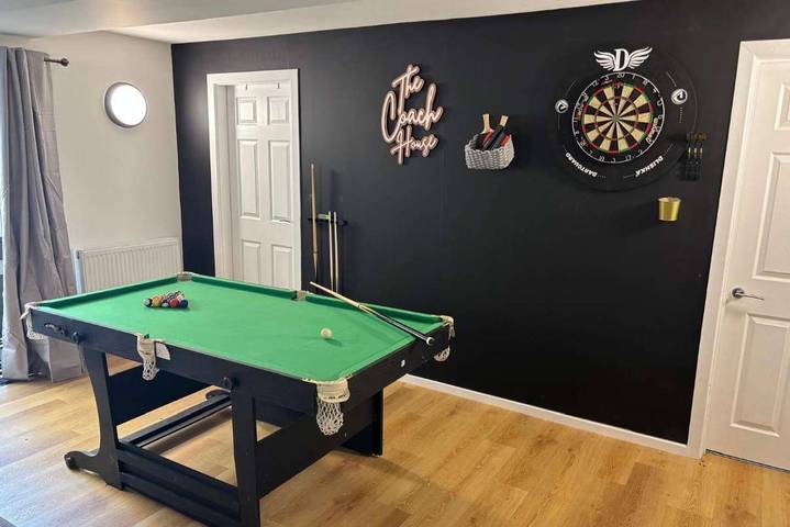Apartment for 6 people in Huddersfield