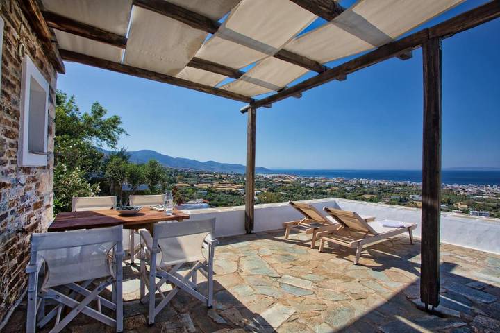 Gîte pour 3 personnes, avec vue et jardin dans Carystos - 4