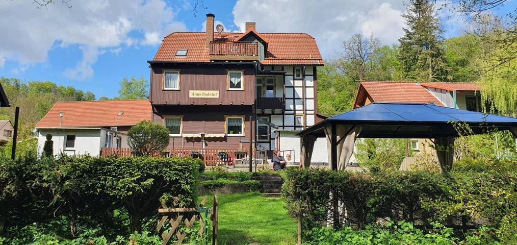 Ferienwohnung für 3 Personen, mit Terrasse und Garten in Altenbrak