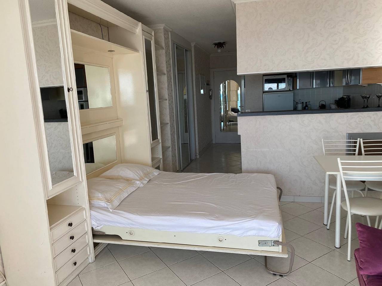 Appartamento intero, Monolocale per 3 Persone ca. 28 qm in Juan-les-Pins, Provenza-Alpi-Costa Azzurra (Costa Azzurra) in Antibes, Cannes e dintorni