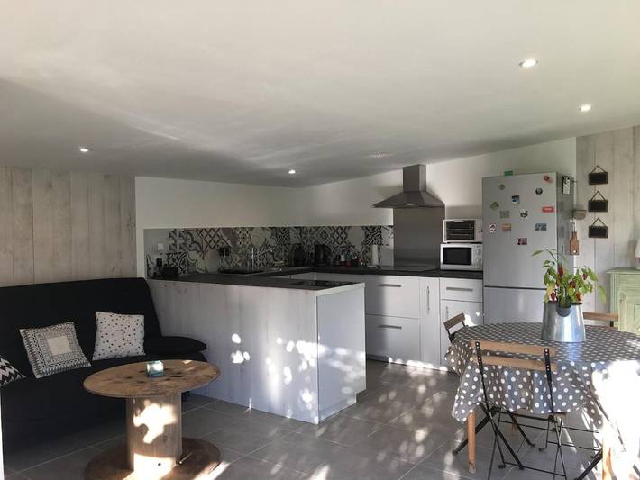 Apartamento de vacaciones para 2 personas, con piscina además de balcón y vistas - 1