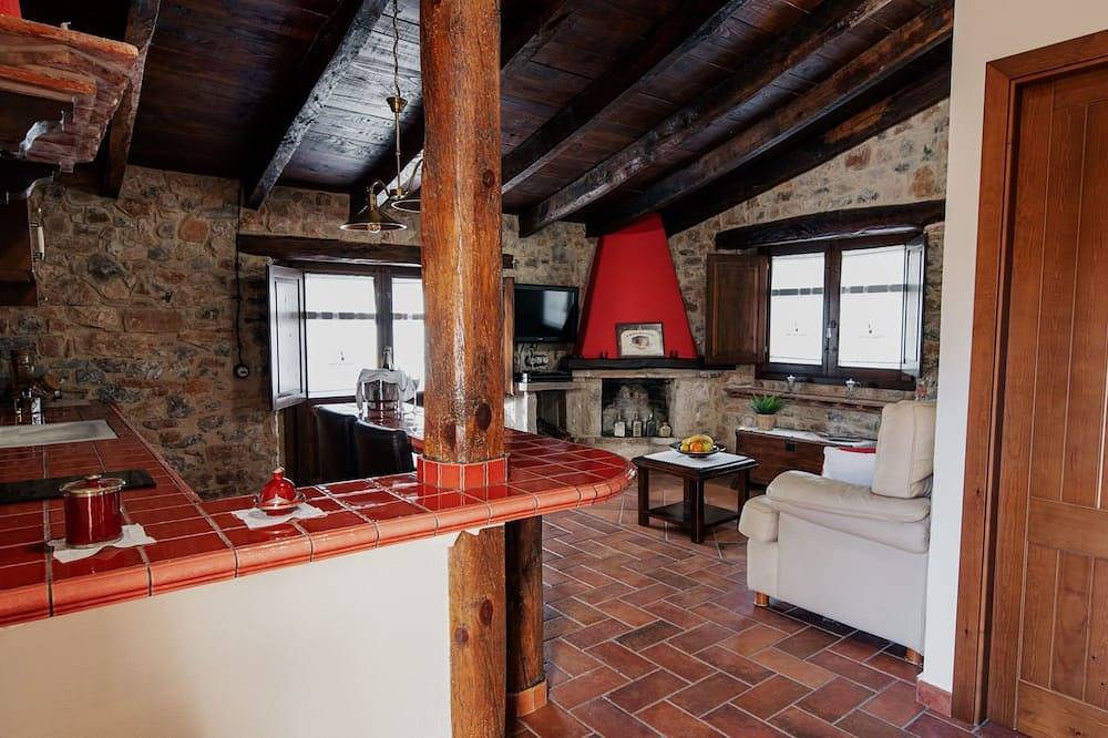 Ganze Wohnung, Superior-Doppelsuite mit Schlafsofa in Bigues i Riells, Barcelona Binnenland
