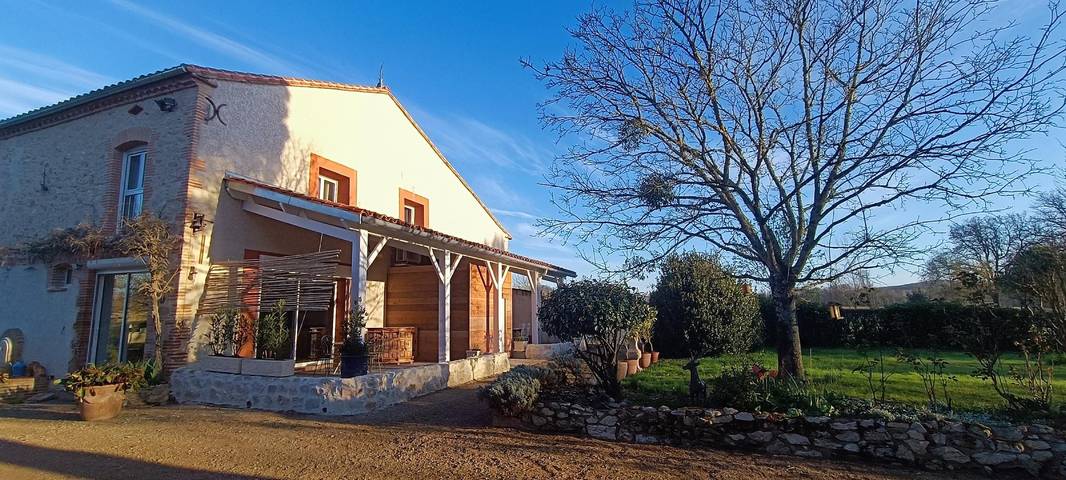 Gîte pour 4 personnes, avec jardin, animaux acceptés à Puybegon