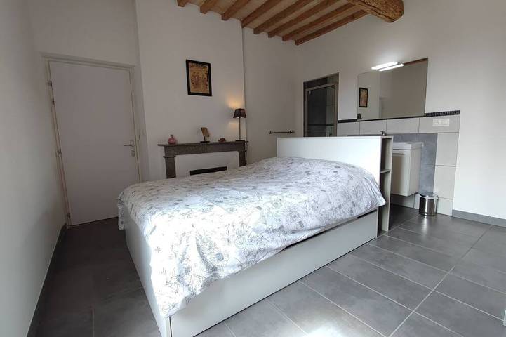 Location de vacances pour 8 personnes, avec jardin et terrasse, animaux acceptés à Richerenches - 2