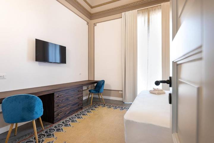 Maison d’hôte pour 3 personnes, avec terrasse et jacuzzi à Acireale - 2