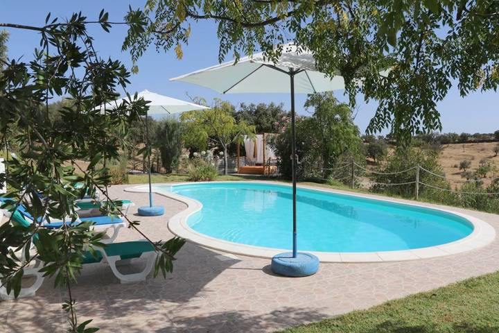 Location de vacances pour 10 personnes, avec piscine et vue ainsi que bassin pour enfant et jardin dans Almodôvar - 3
