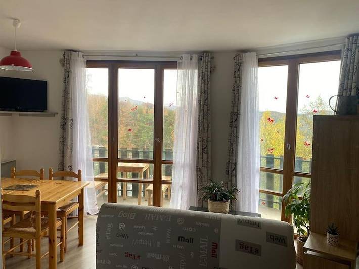 Gîte pour 4 personnes, avec Balcon et Vue dans Saint-Jean-Montclar