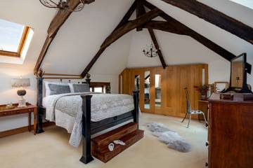 Villa for 4 Guests in South West England, Devon, Picture 2
