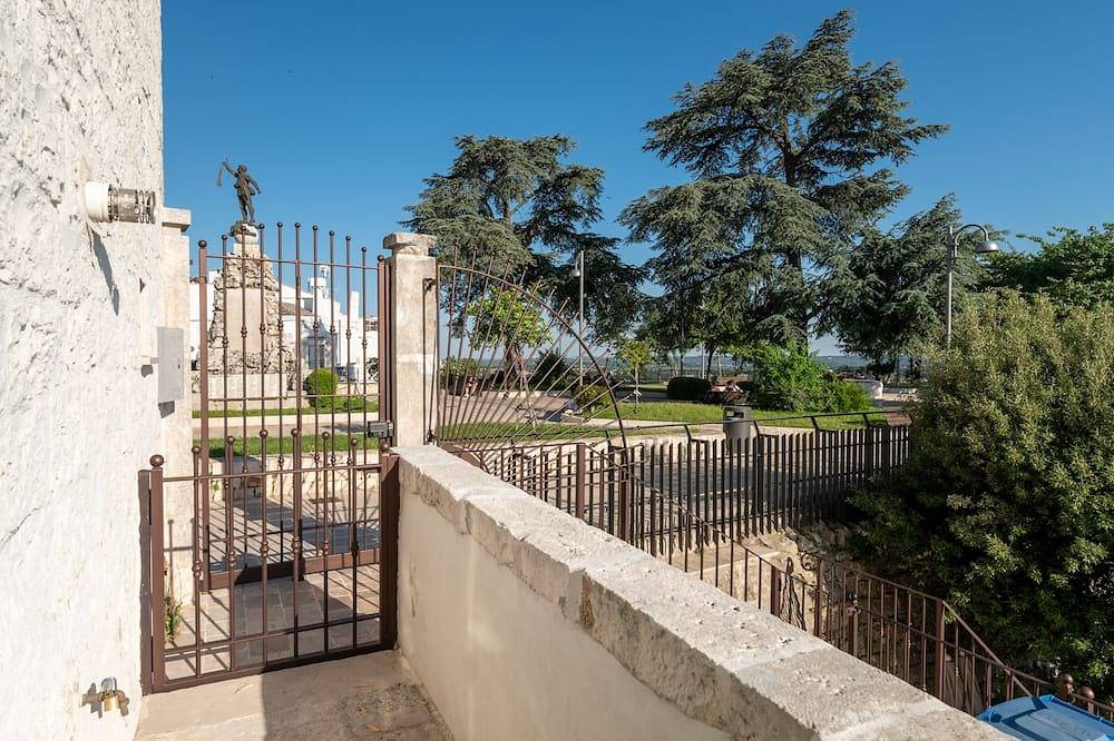 Apartamento entero, Apartment in the center with breathtaking views of the Valle D'itria in Cisternino, Salento