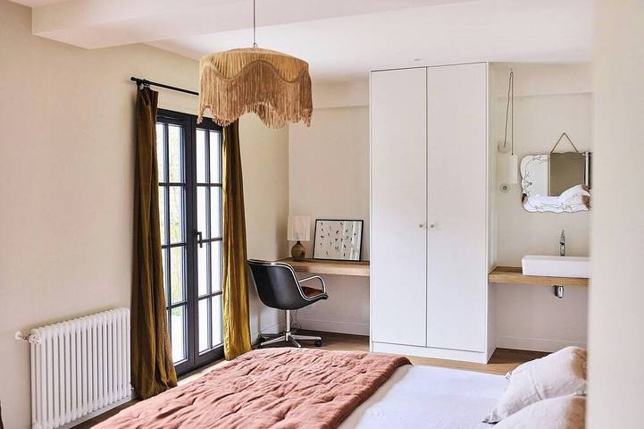 Location de vacances pour 12 personnes, avec Balcon ainsi que Jardin et Piscine à Gambais - 4