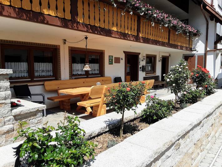 Hel lägenhet, Double Room Apartment with Balcony and Wi-Fi in Horben, Südschwarzwald