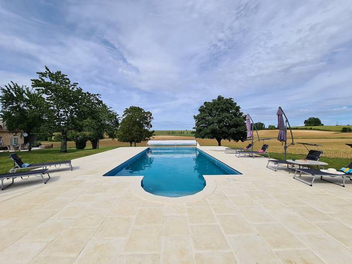 Gîte pour 6 personnes, avec piscine dans Saint-Privat-en-Périgord - 2
