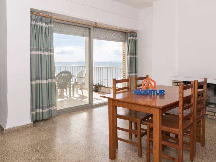 Entire apartment, Family apartment in Cullera with pool close to beach in Platja de Sant Antoni (Cullera), Cullera