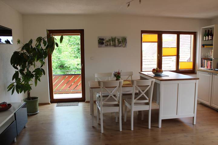 Ferienwohnung für 5 Personen, mit Balkon in Hegau - 2