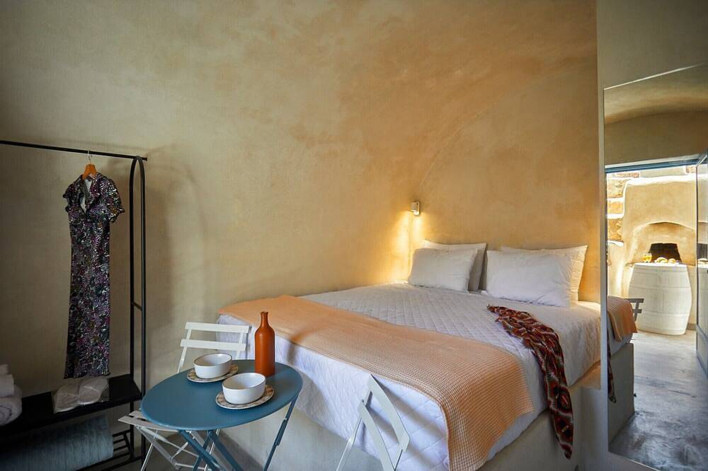 318 Oia Villa in Ormos Ammoudiou, Oia