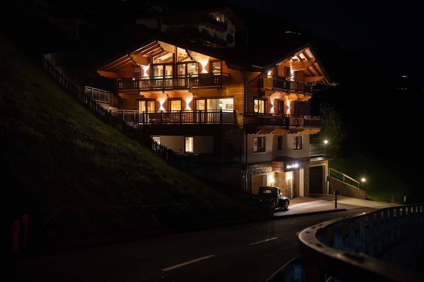Ganze Ferienwohnung, Alpen Chalet Wohnung "Martha" in Tuxer Alpen, Zellberg