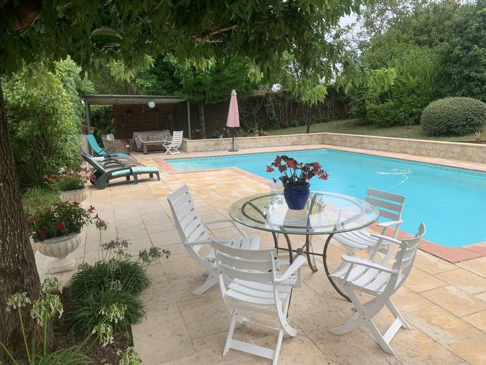 Appartement de vacances pour 2 personnes, avec terrasse ainsi que piscine et jardin dans le Lot - 3