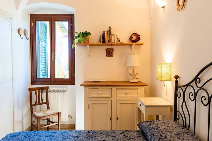 Gîte pour 5 personnes, avec Terrasse dans Lingueglietta - 2