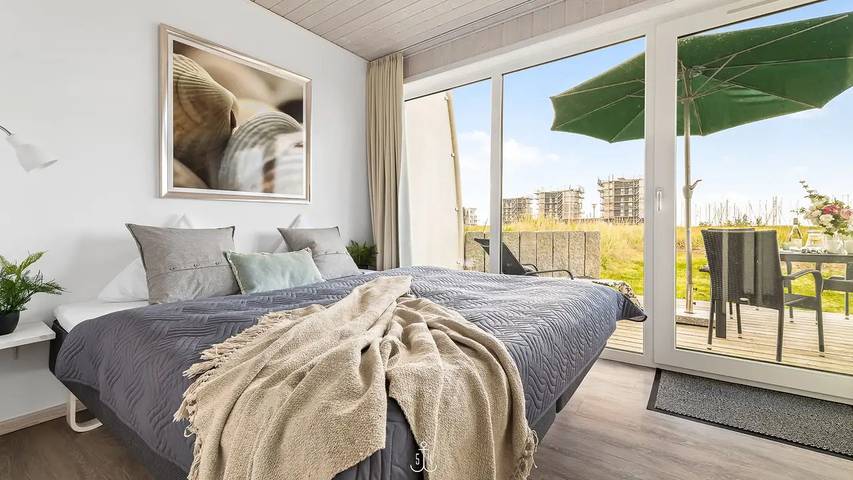 Ferienhaus für 4 Personen, mit Balkon und Terrasse sowie Garten und Sauna an der Kieler Bucht - 2