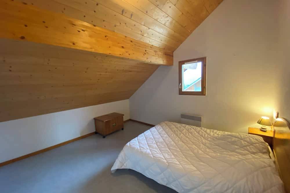 Entire apartment, Travelski home classic - La Fontaine du Roi in Saint-Jean-d'Arves, Saint-Jean-de-Maurienne region