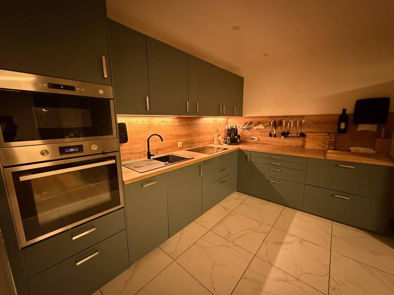 Exclusive business apartment in a prime location – stylish. in Rodgau, Landkreis Offenbach