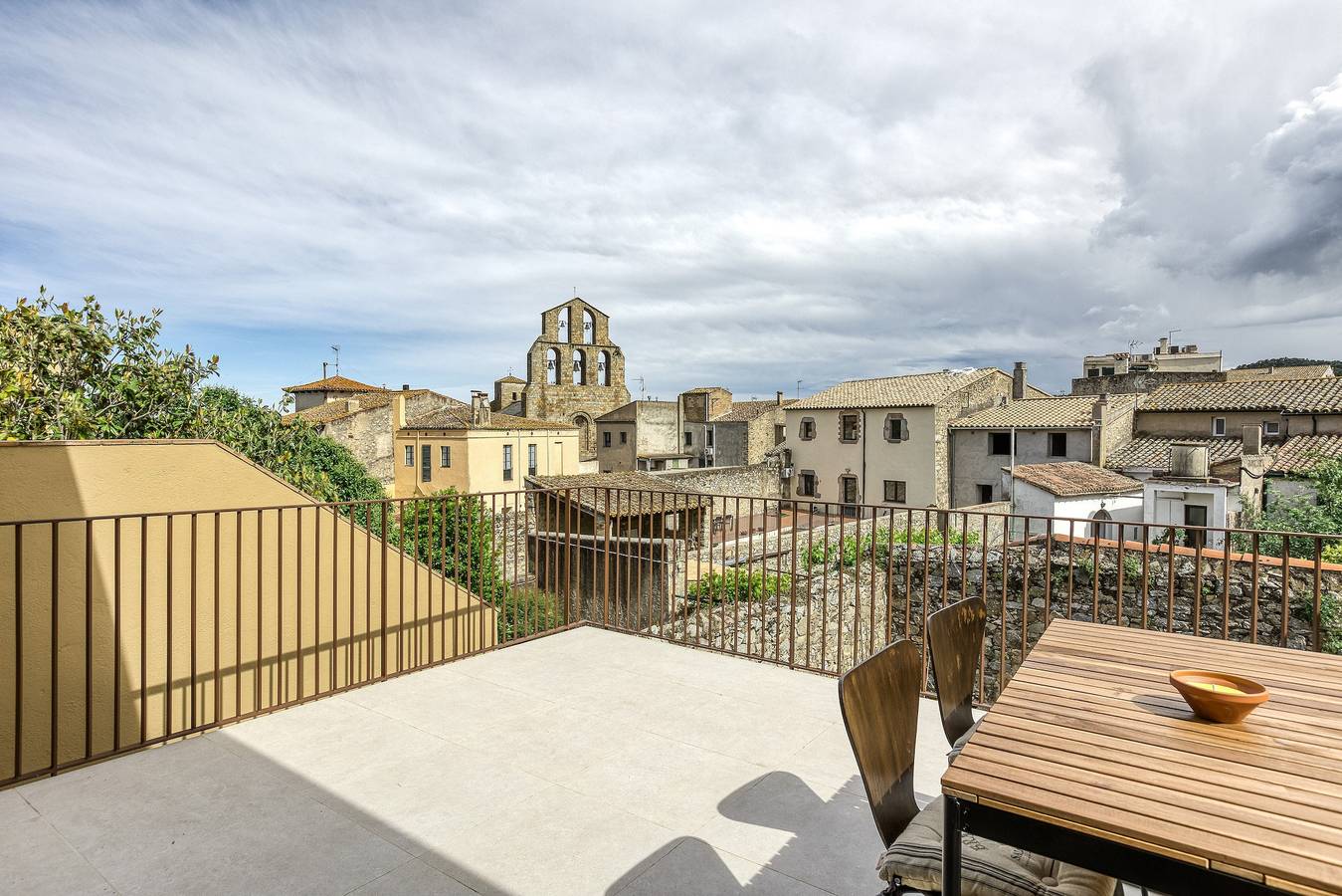 Geheel appartement, Landelijk huis 'El Corral' met bergzicht, Wi-Fi en airconditioning in Agullana, Upper Empordà