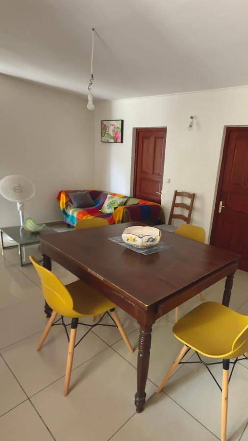 Location de vacances pour 5 personnes, avec terrasse à Morne-à-l'Eau - 2