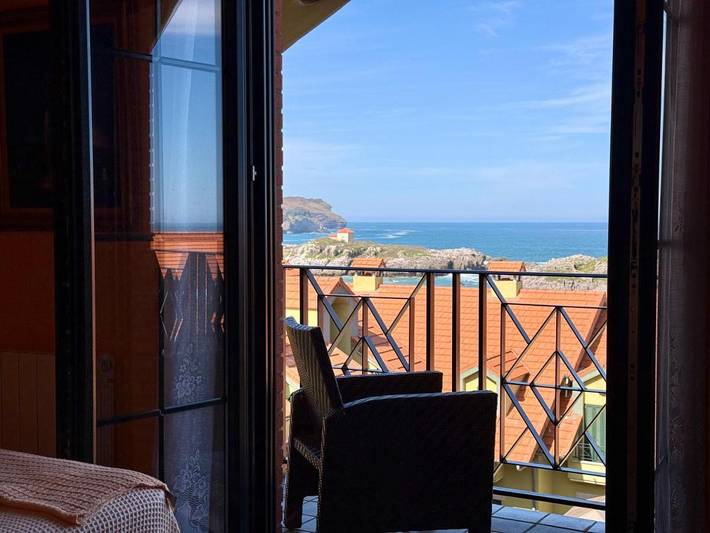 Gîte pour 6 personnes, avec piscine et balcon à Noja - 3