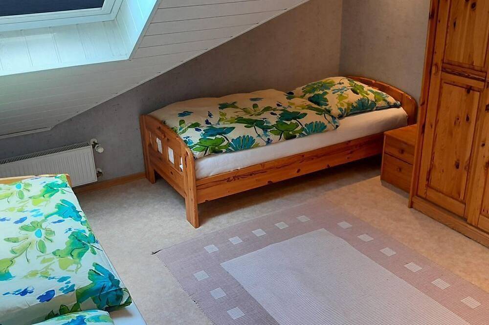 Ganze Wohnung, 5-Bett-Ferienwohnung Typ 3B - Franzenhof, Ferienwohnungen in Freilingen, Blankenheim