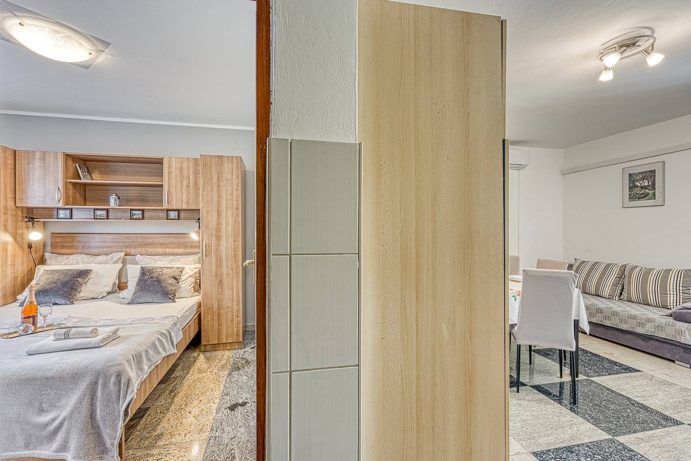 Ganze Wohnung, Sea View Apt Silver near Zadar in Maslenica, Zadar