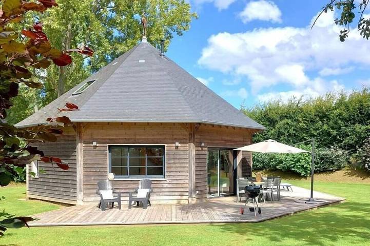 Location de vacances pour 6 personnes, avec terrasse et jardin à Houdetot