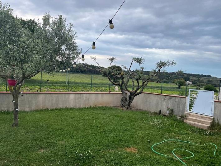 Gîte pour 2 personnes, avec terrasse à Vénéjan - 3