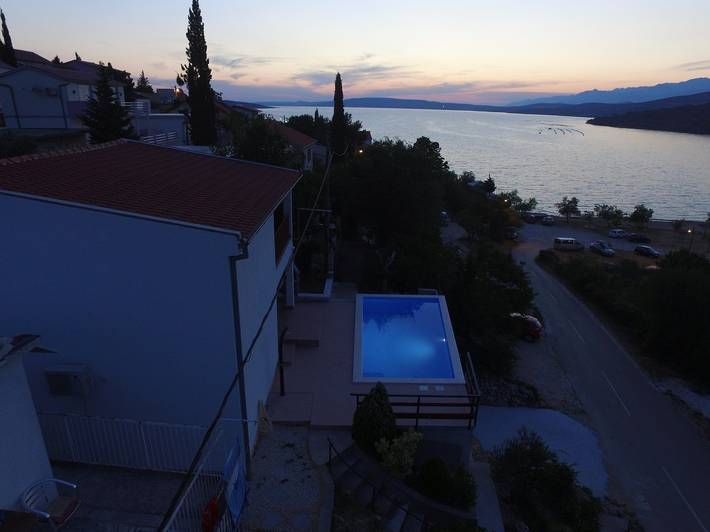 Ferienhaus für 8 Personen, mit Pool und Balkon/Terrasse in Maslenica - 3