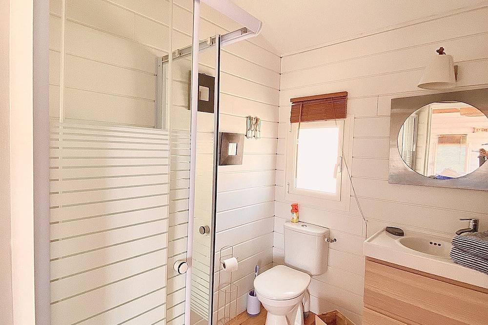 Pleasant renovierten Hütte hervorragende Lage 100M Strand / Shops / Sea in Plage des Chalets, Gruissan