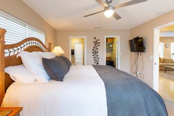 Vacation House for 6 Guests in Sarasota Beach, Siesta Key, Picture 1